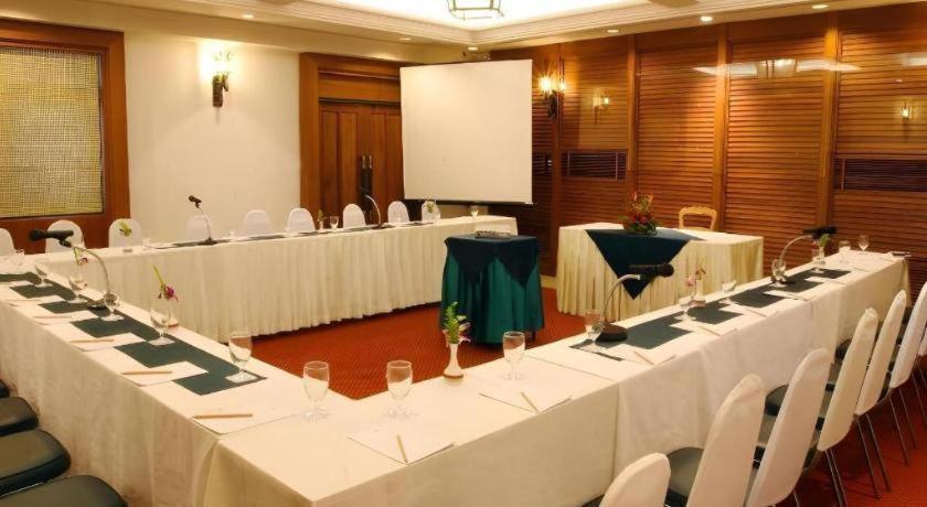 הואה הין Lake View Hotel And Golf Club מראה חיצוני תמונה